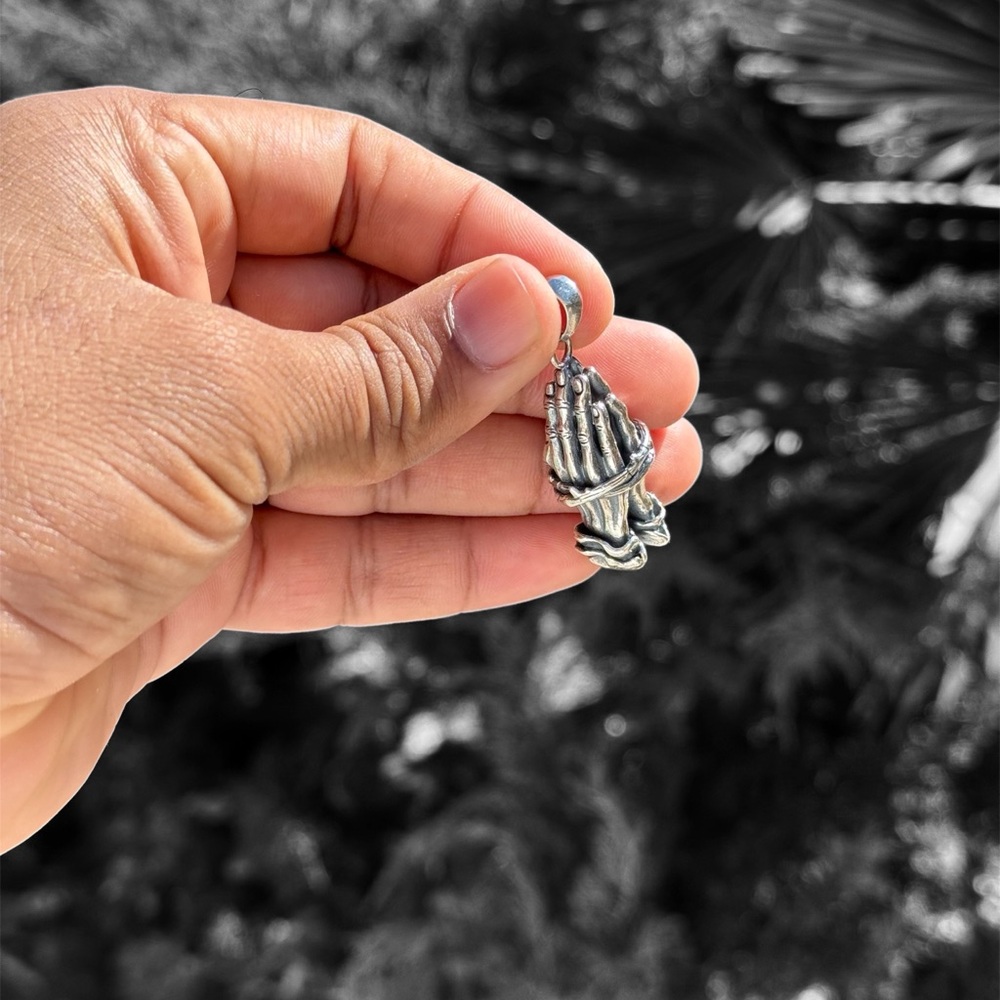 Solid 925 Sterling Silver Prayer Hands Pendent - image 3